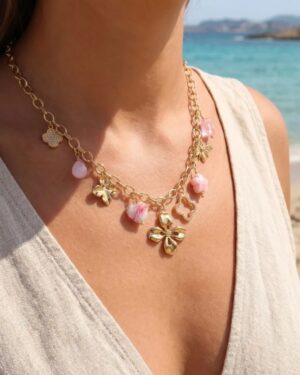 Collier isola